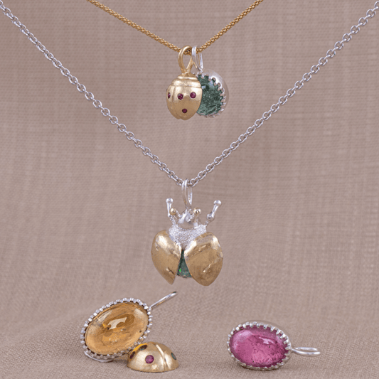 Beetle Opal Anhänger Bicolor