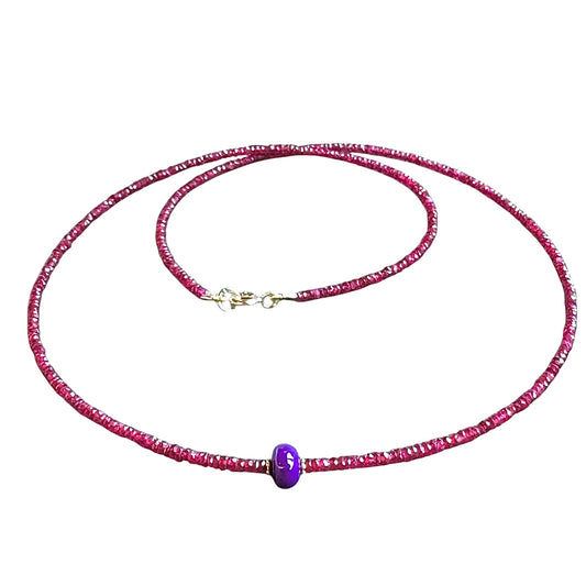 feine Rubin Kette mit Sugilit und Gold