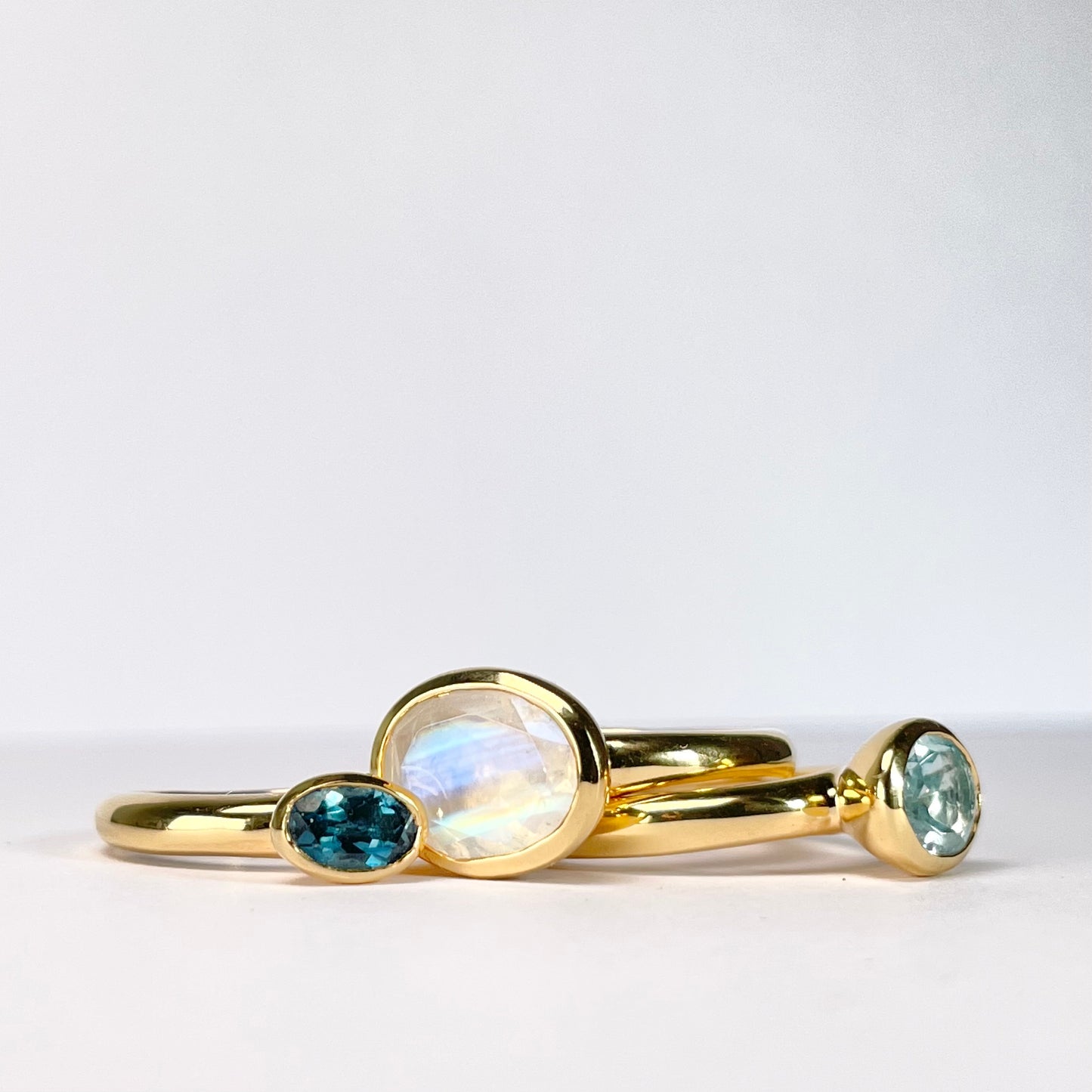 Neela Ring M