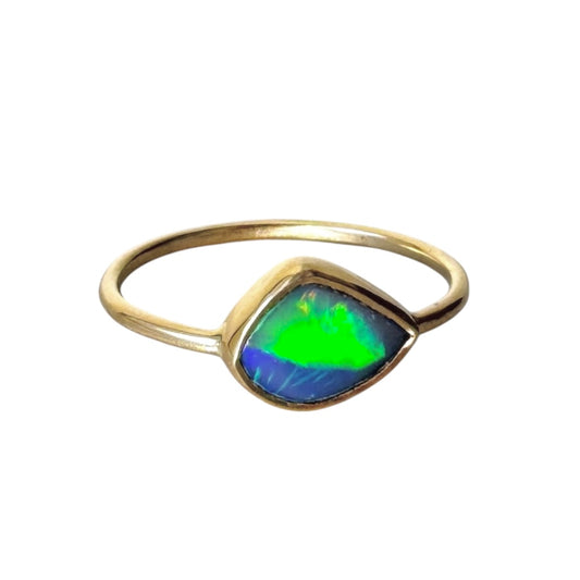 Opal Ring 18 kt