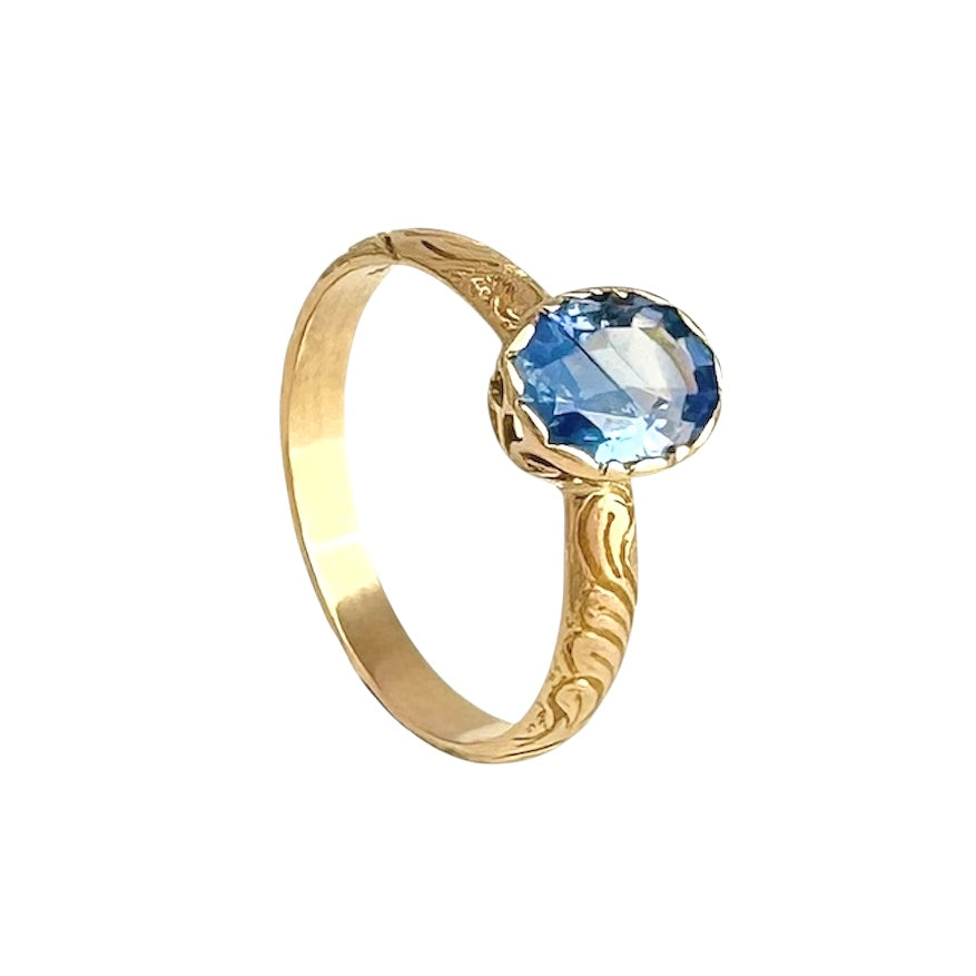 Ary Saphir Blau Ring 18kt